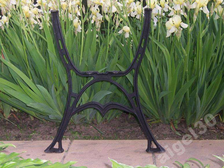 NOGI ŻELIWNE - do stołu wzór królewski wysokość 68 cm.
