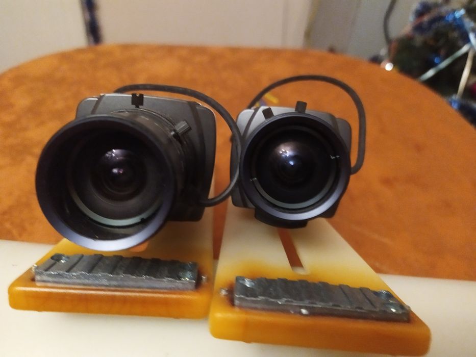 CAMERA APER VACC-1570N z obiektywem 13038D