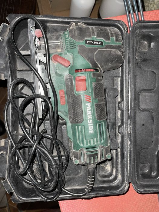 Продам електролобзик Parkside