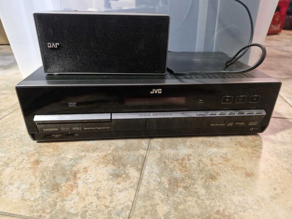 Kino domowe JVC TH-D5 DVD HDMI subwoofer głośniki pilot