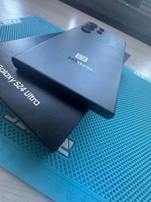 Samsung Galaxy S24 Ultra 12/256GB – ІДЕАЛ Повний комплект | Як новий
