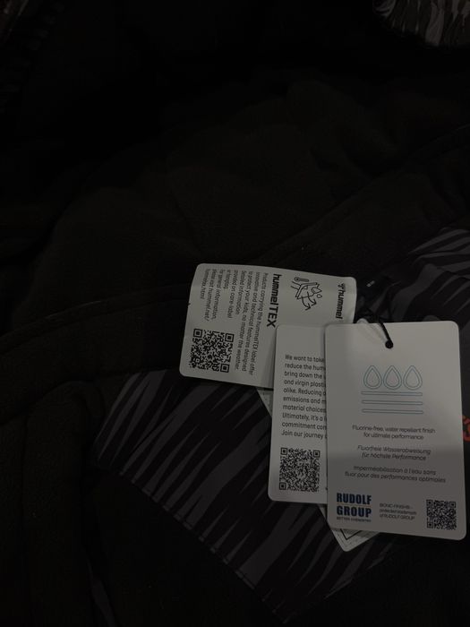 Зимовий комбінезон hummel