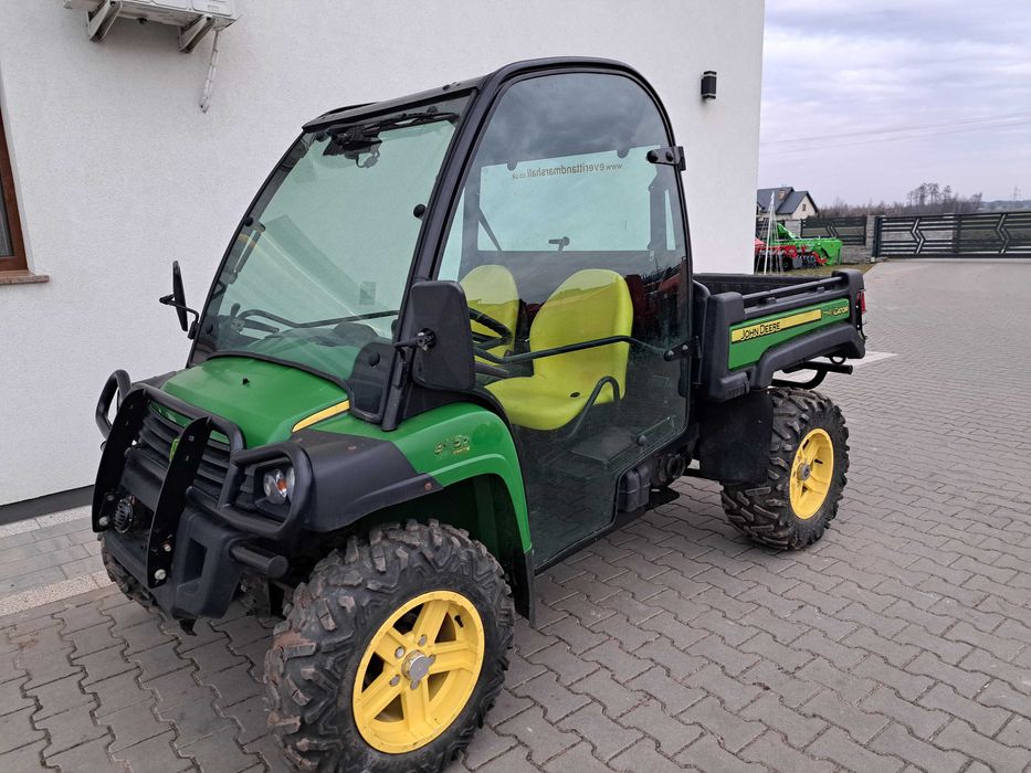 John Deere Gator Bazar