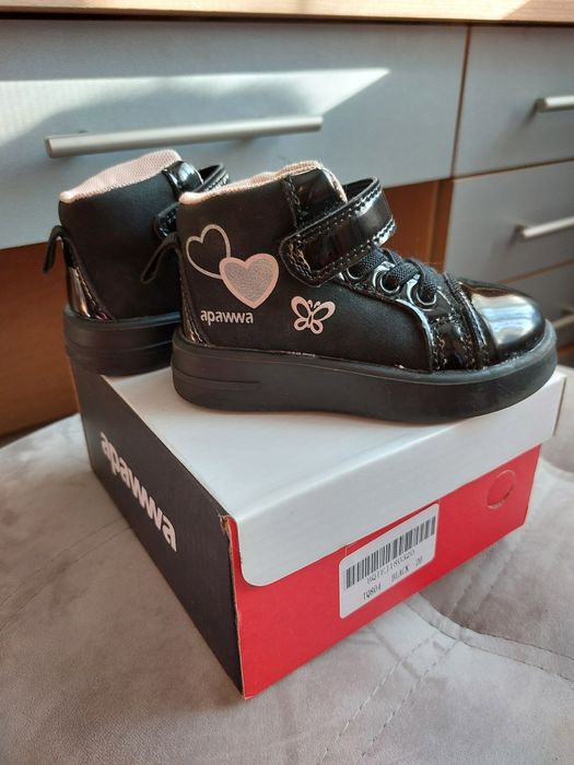 Дитячі черевички на весну 20р