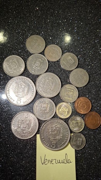 Moedas antigas colecionáveis
