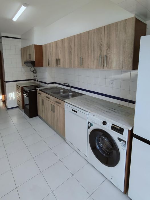 Apartamento T3 Rua Fernão Magalhães 9 Caldas da Rainha