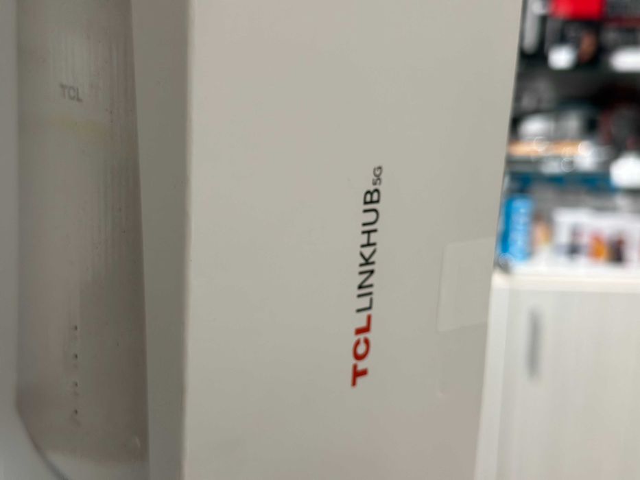 Router na kartę SIM 5G TCL HH515V 4,67 Gb/s 802.11ax Wi-Fi 6 / RATY
