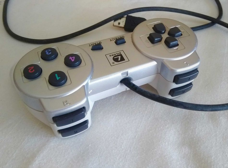 Game Controller64286138654466121