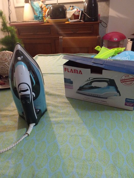 Ferro a vapor Flama 2800W