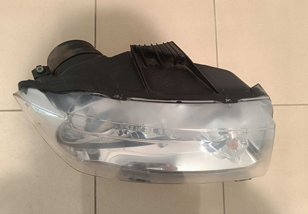 Lampa Przód Prawa Jeep Compas