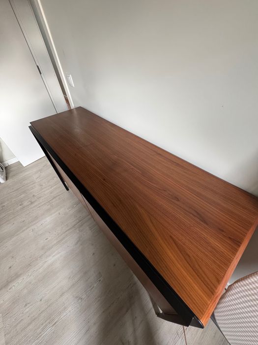 Aparador em nogueira Kave Home