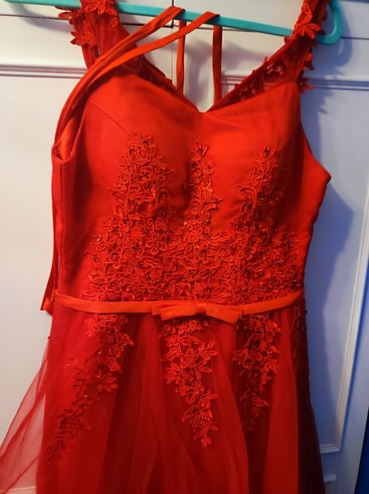 Czerwona sukienka princesska M