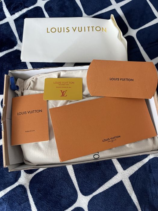 Vendo sapatilhas Louis Vuitton novos em caixa com fatura