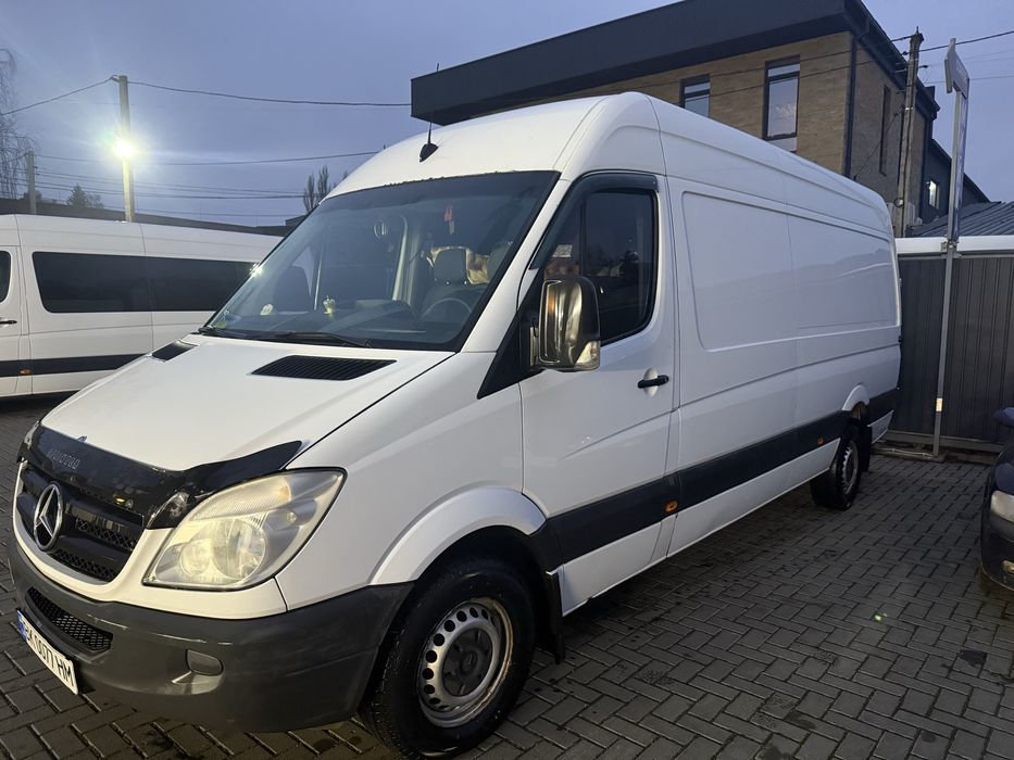 Вантажні перевезення/переїзди