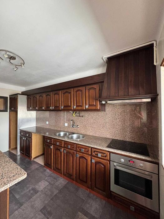 Apartamento T2 para arrendar em Oliveira do Hospital