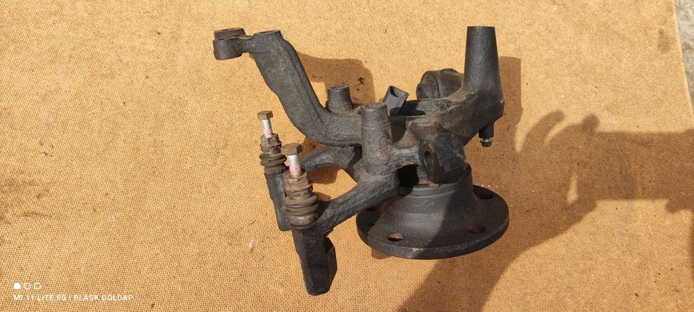 Zwrotnica Lewa Przód Audi A3 8P 2.0 TDI 2003 Blask Gołdap