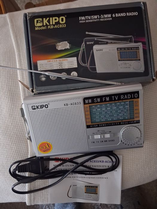 Rádio  portátil  ,kipo,a pilhas e eletricidade