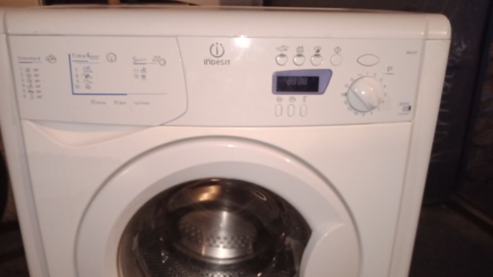 Пральна машинка Indesit wie107