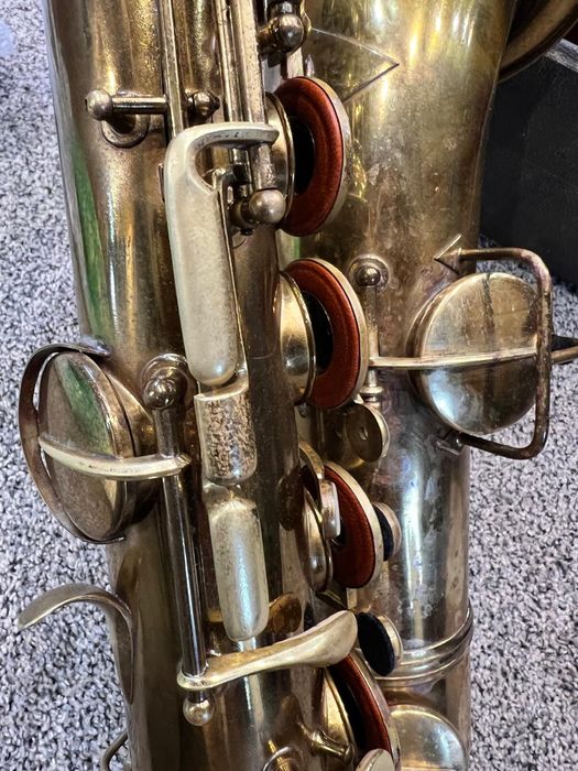 Saksofon tenorowy Conn Chu Berry