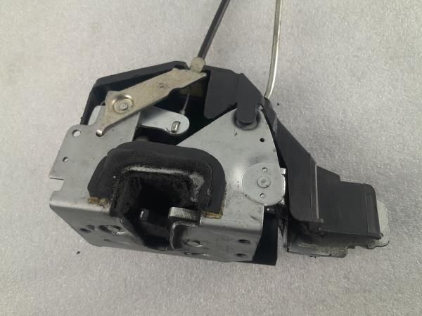 Fechadura / fecho porta frente direito VOLKSWAGEN Fox (5Z1, 5Z3, 5Z4)