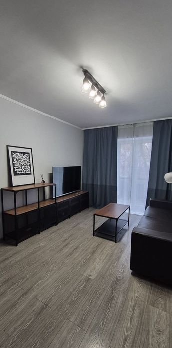 Продам гарну 2 кімнатну квартиру на Г.Кондратьєва біля театру Щепкіна