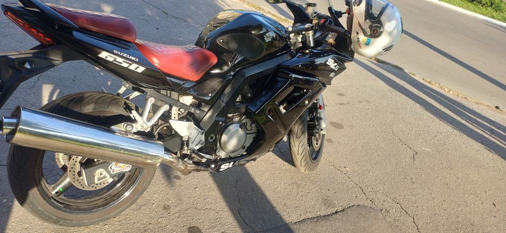 Suzuki SV650S на повному бойовому !!!