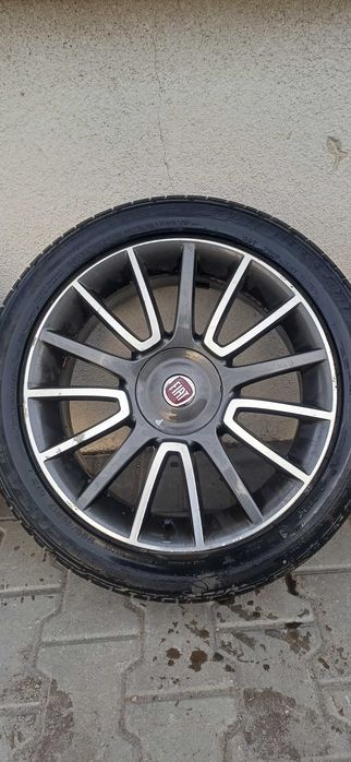 Felgi 17 z oponami letnimi Fiat