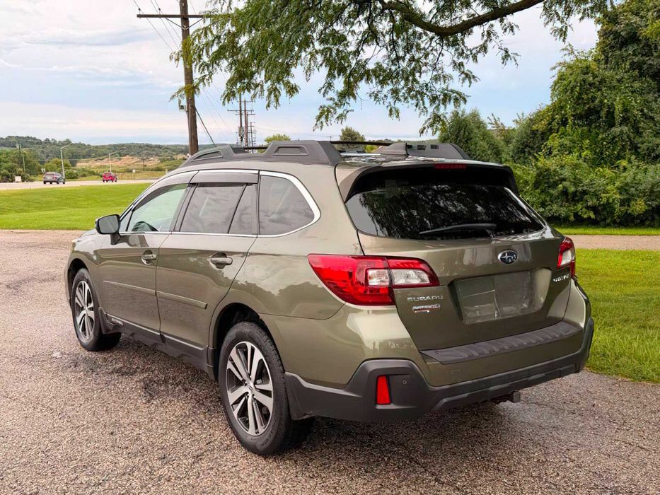 Subaru Outback Limited      2018