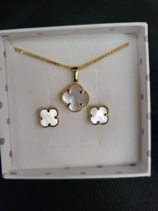 Kpl. Złotej biżuterii z masą perłową