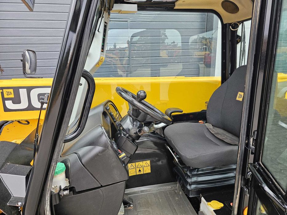 JCB 525-60 AGRIPLUS Oryginał Mała Wąska Niska do ciasnych pomieszczeń