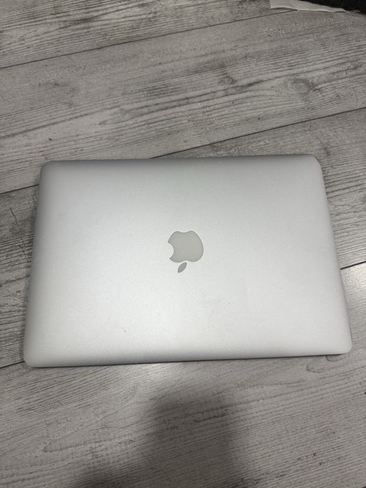 Macbook Air 13  128 гб