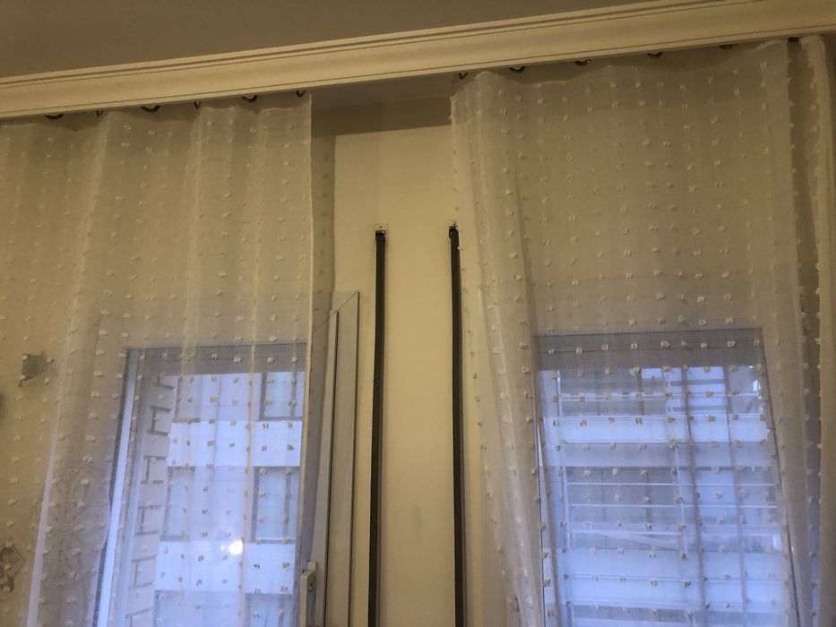 Cortinados brancos para  quarto