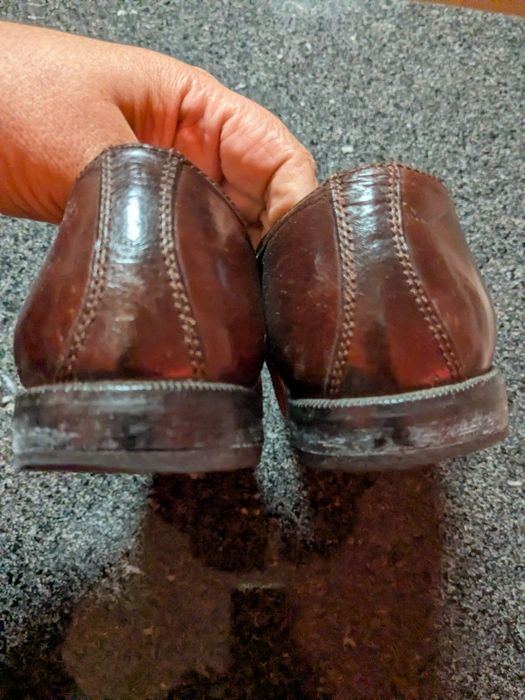 Sapatos de senhora castanhos de pele. Número 39