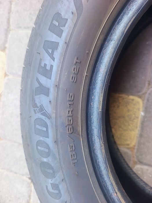 2 шини 185/65/15 Googyear