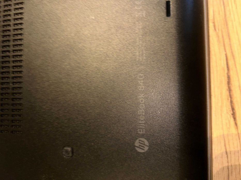HP EliteBook 840 i5 vPro – niesprawdzony, uszkodzony port – na części