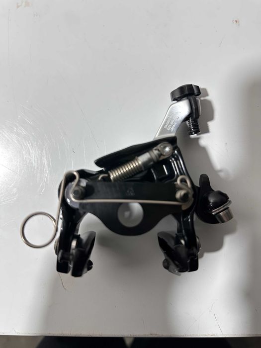 Pinça de travão Shimano Dura Ace BR-R9010-RS (apenas travão traseiro)