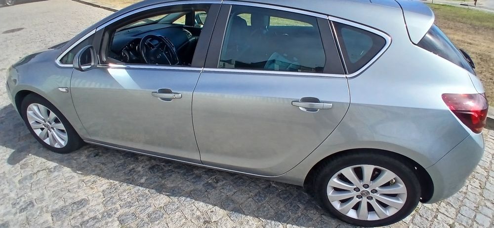 Opel astra j 1.3 cdti eco flex 2011