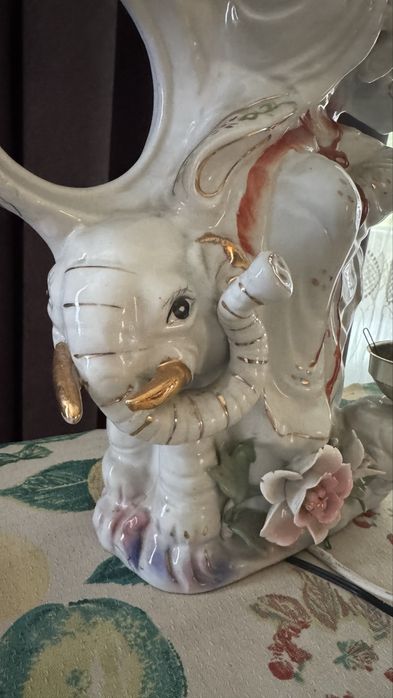 Світильник статуєтка