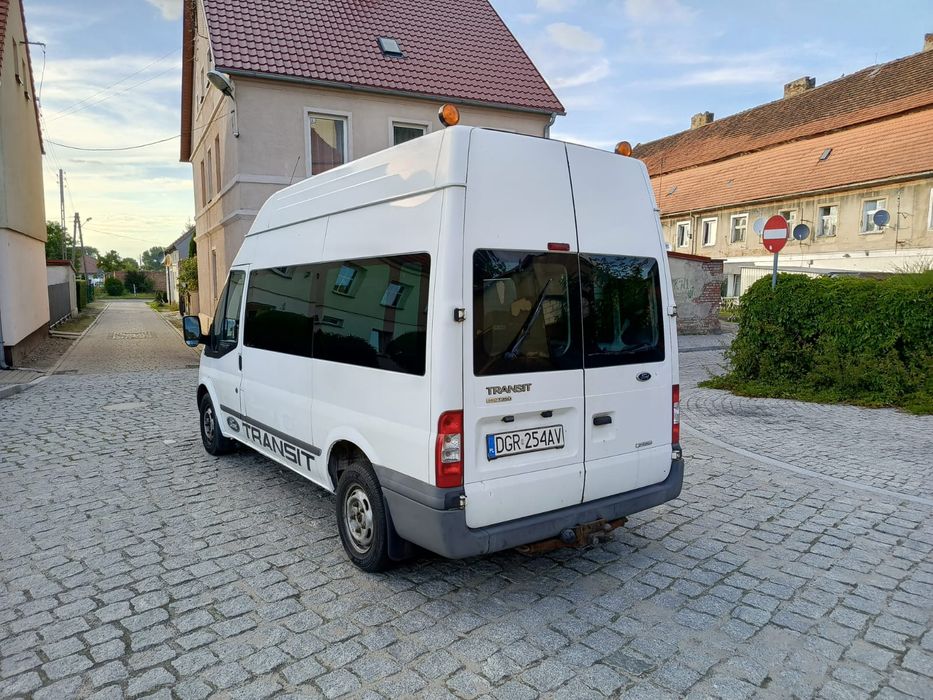 Ford Transit 2010 r. 9 osobowy