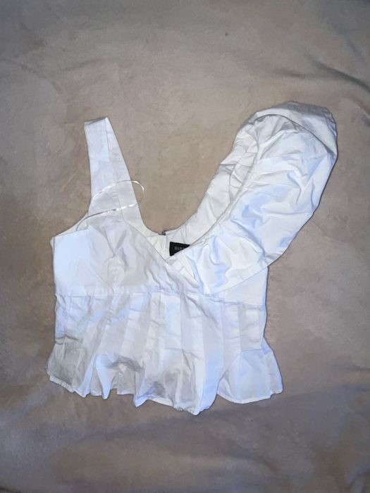 Новый белый корсетный топ подарю