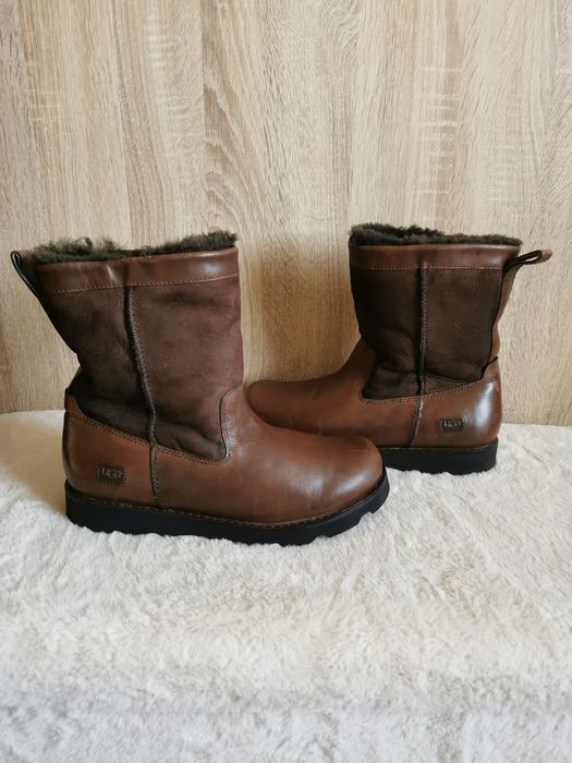 Ugg Australia Wrangell Vibram śniegowce 43