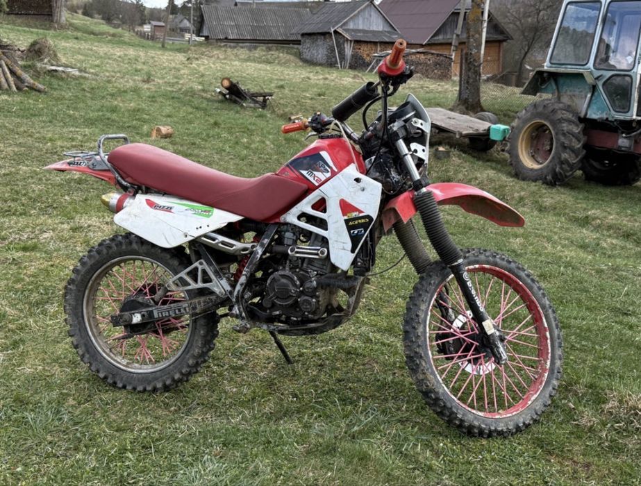 Продам  HONDA   ендуро