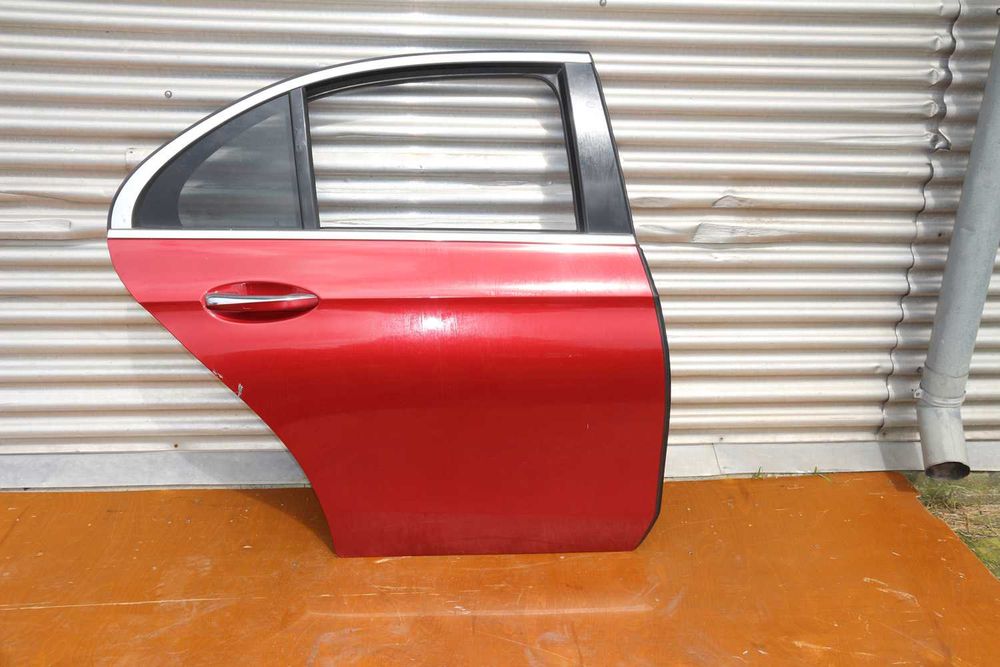 Дверь задняя правая Mercedes W213 седан мерседес дверка задня права