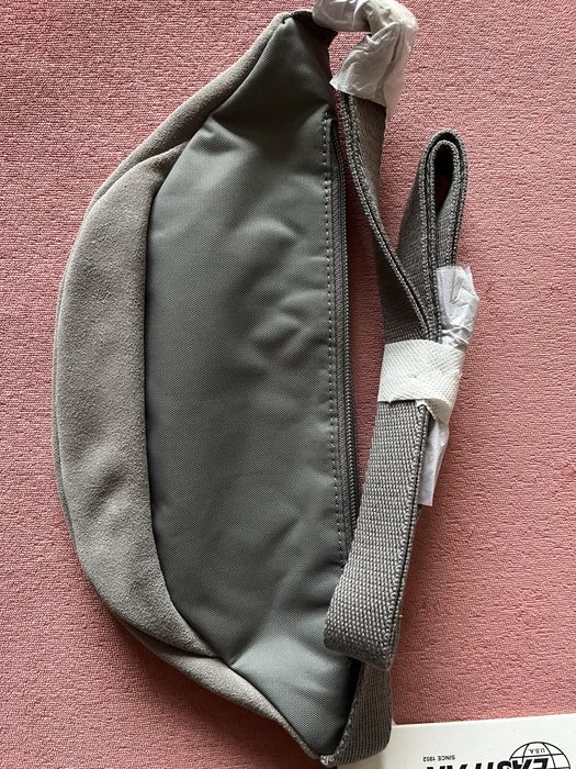 Eastpak Springer Suede grey поясная сумка бананка