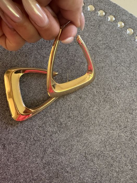 Kolczyki duże lekkie trójkąty 7 cm