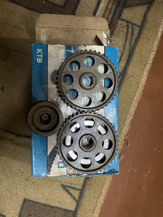 Шкивы распредвала+шкив коленвала ВАЗ 2170