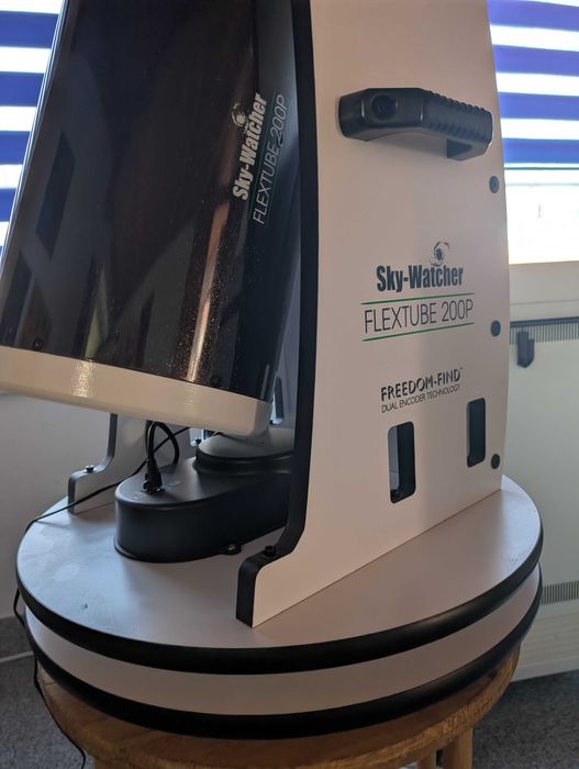 Teleskop Sky-Watcher Dobson 8 cali FlexTube 200P GOTO