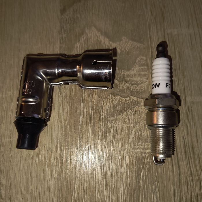 Agregat Prądotwórczy Einhell 680W 230V Czerwony