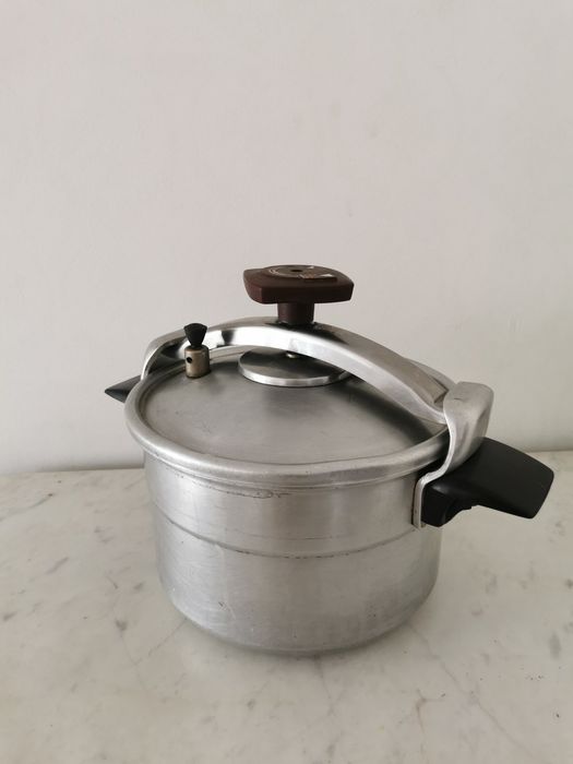 Panela de Pressão