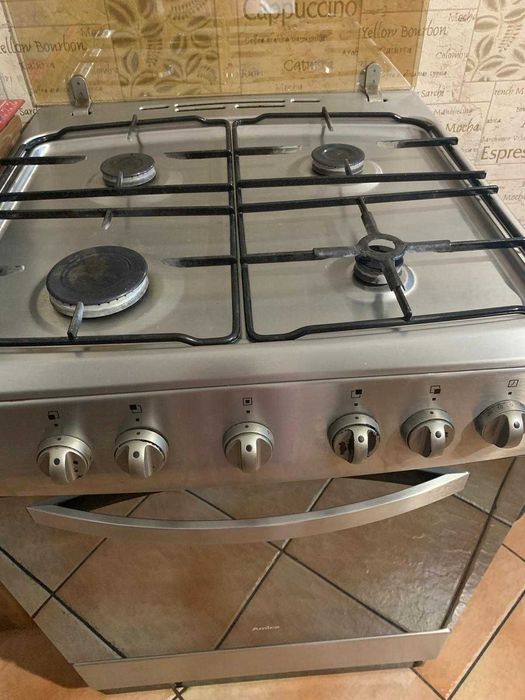 kuchenka z płytą gazową